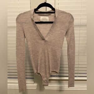 Brochure Walker Beige Bodysuit